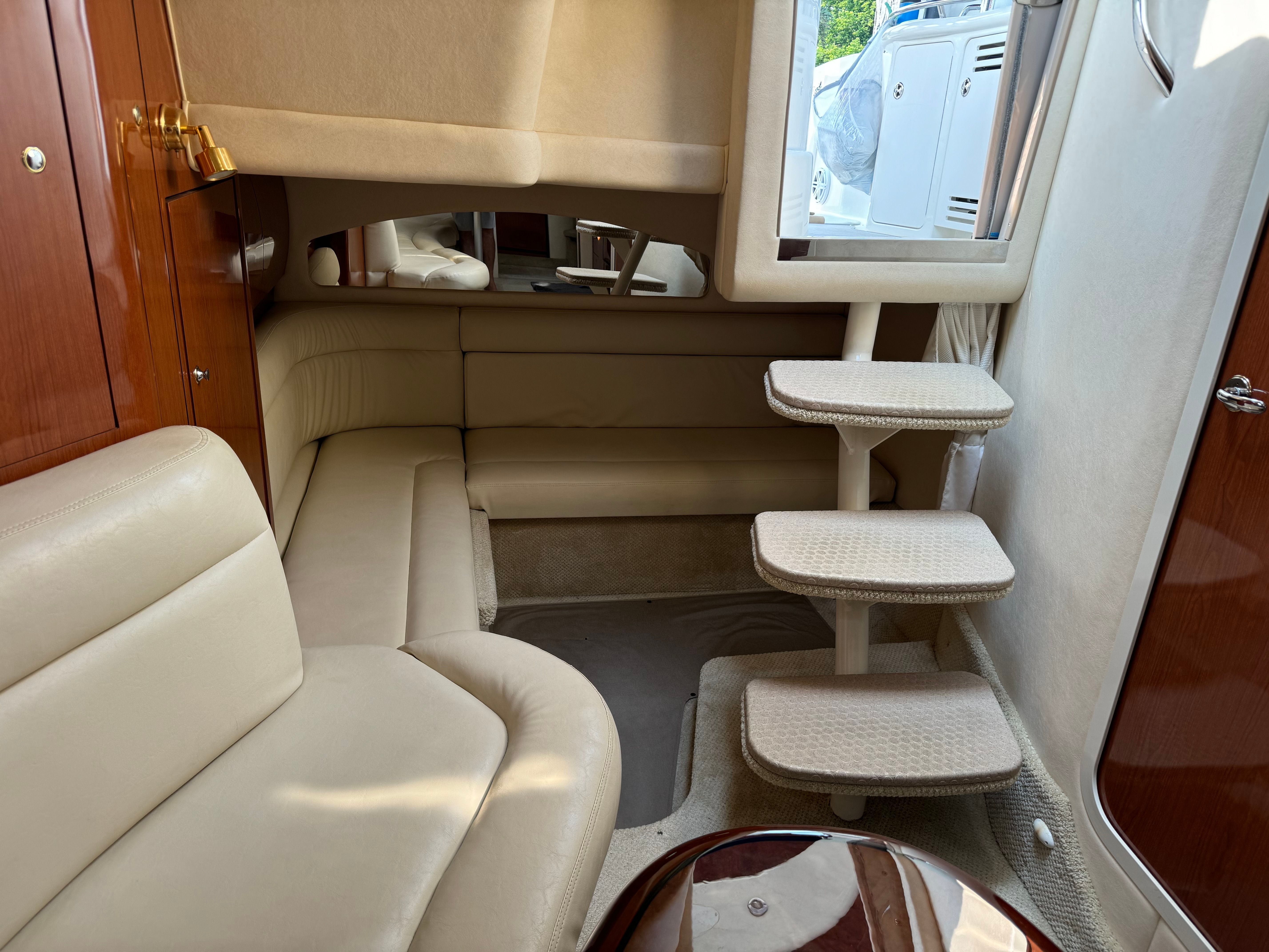 2002 Sea Ray 360 Sundancer - 12