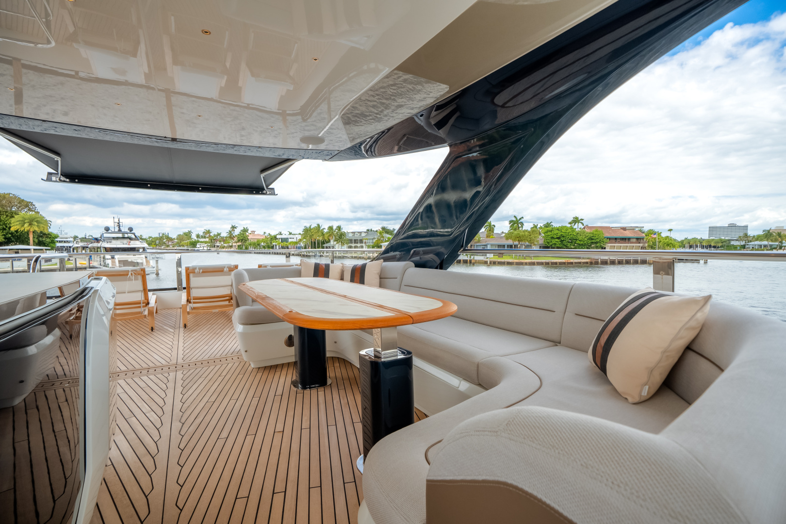 2026 Galeon 620 FLY - Image 51