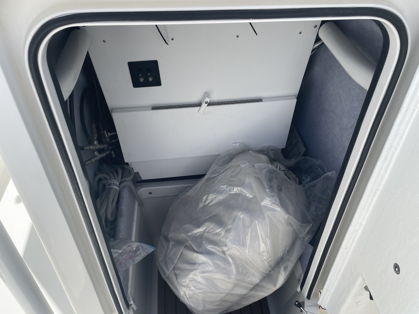 2022 Ranger 2510 Bay - Image 70