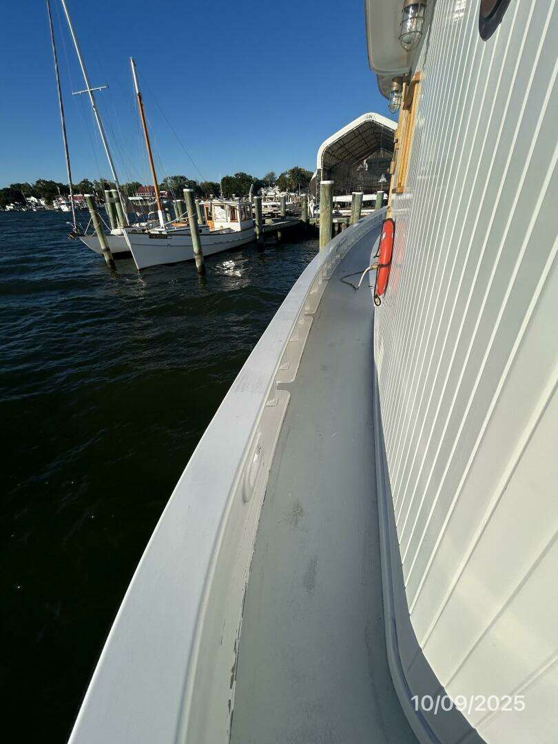1938 Custom Chesapeake Bay Buyboat - Image 17