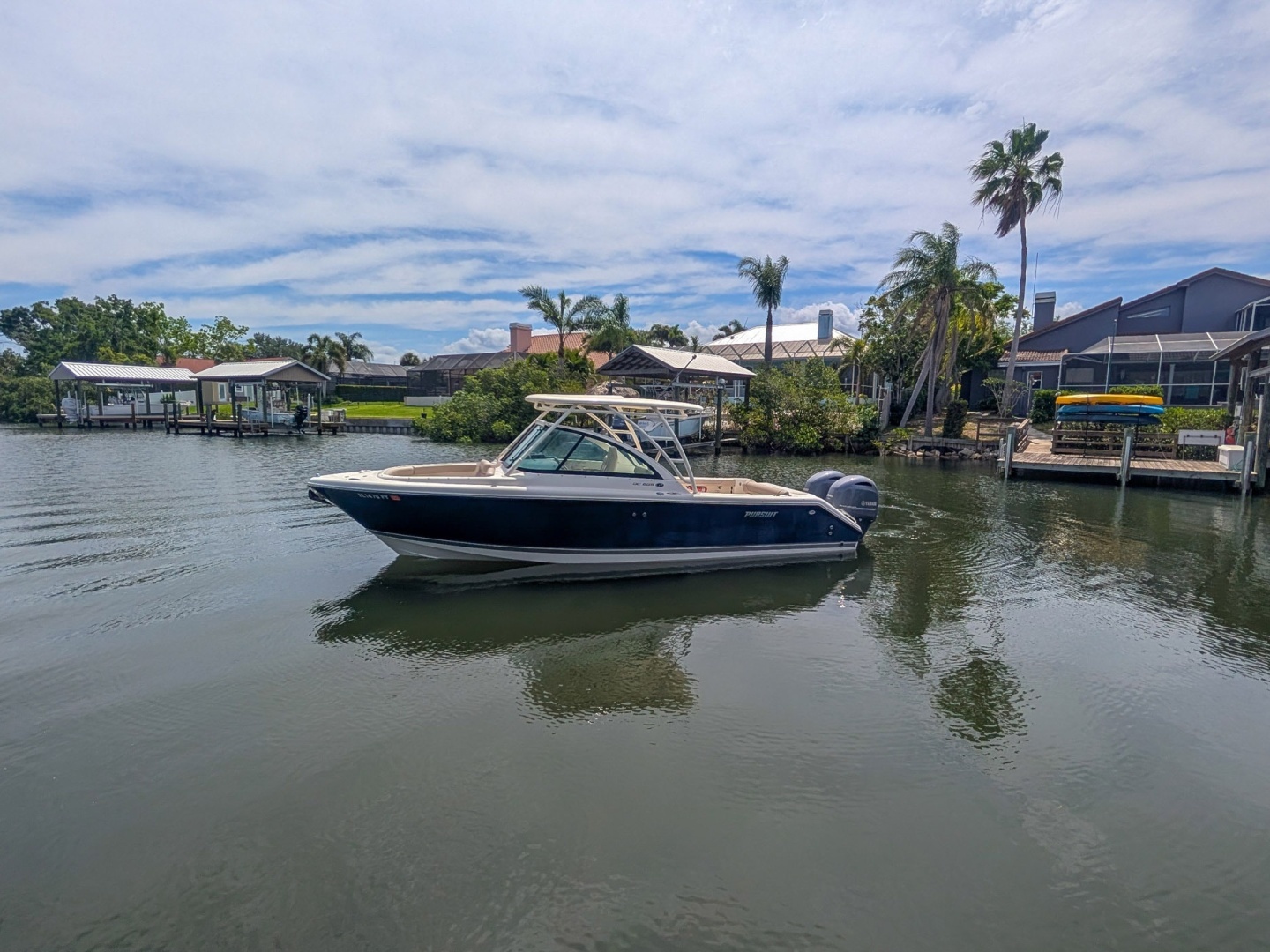 2015 Pursuit DC 265 Dual Console - Image 3