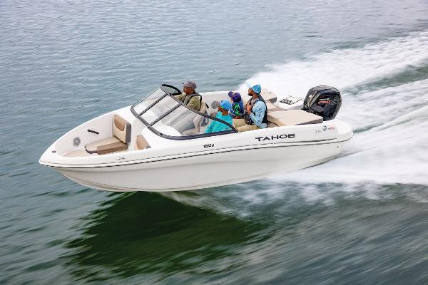 2025 Tahoe 185 S - 77