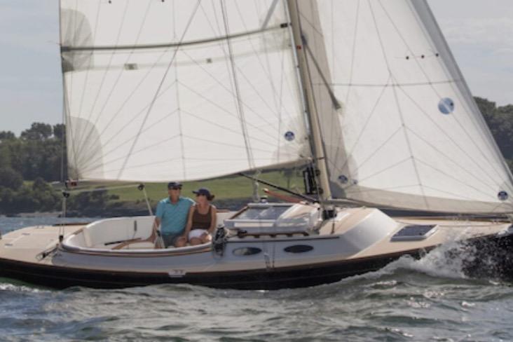 2016 Alerion Sport 30