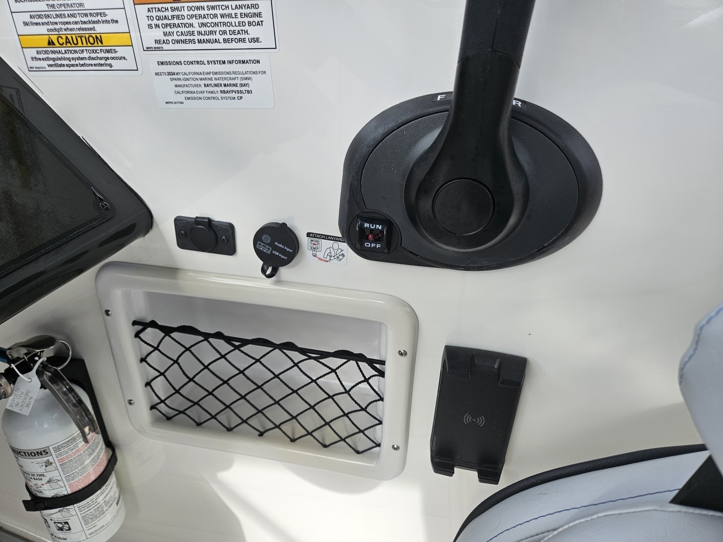 2024 Bayliner VR6 Bowrider OB - Image 12