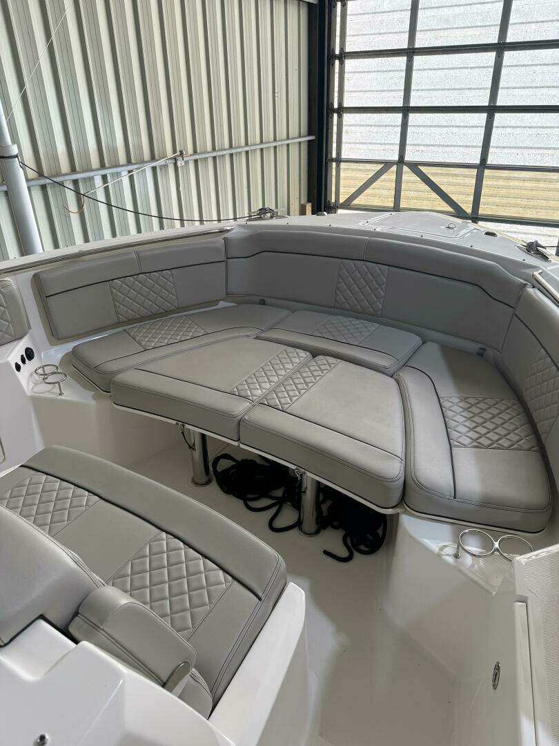 2022 Pursuit — - Image 9