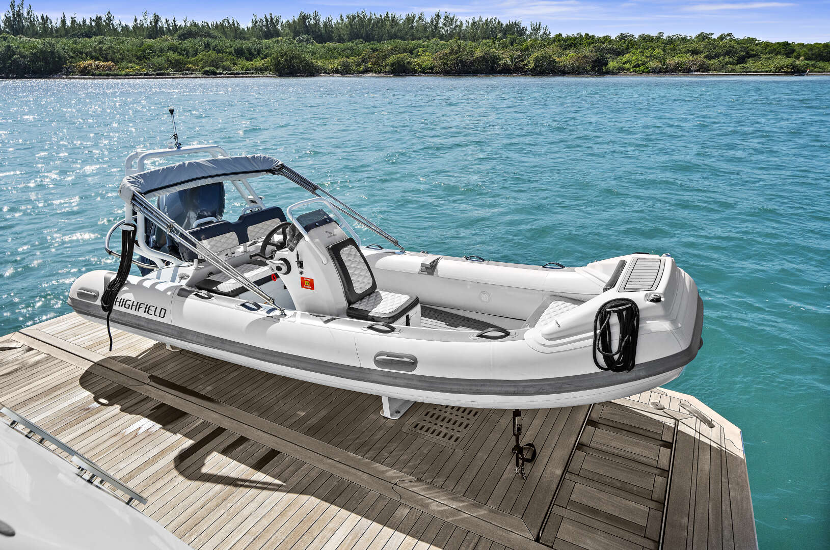 2024 Ocean Alexander 32L - Image 19
