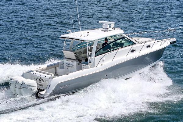 2020 Boston Whaler 345 Conquest - 69