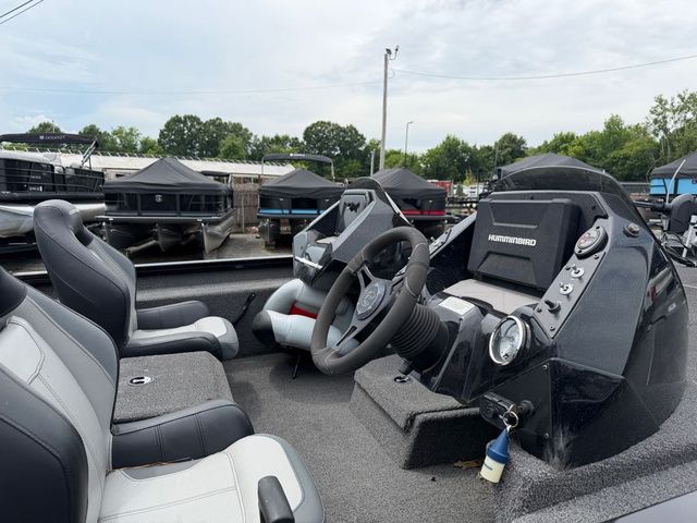 2021 Crestliner MX 21 - 250 HP Mercury Pro XS - 6