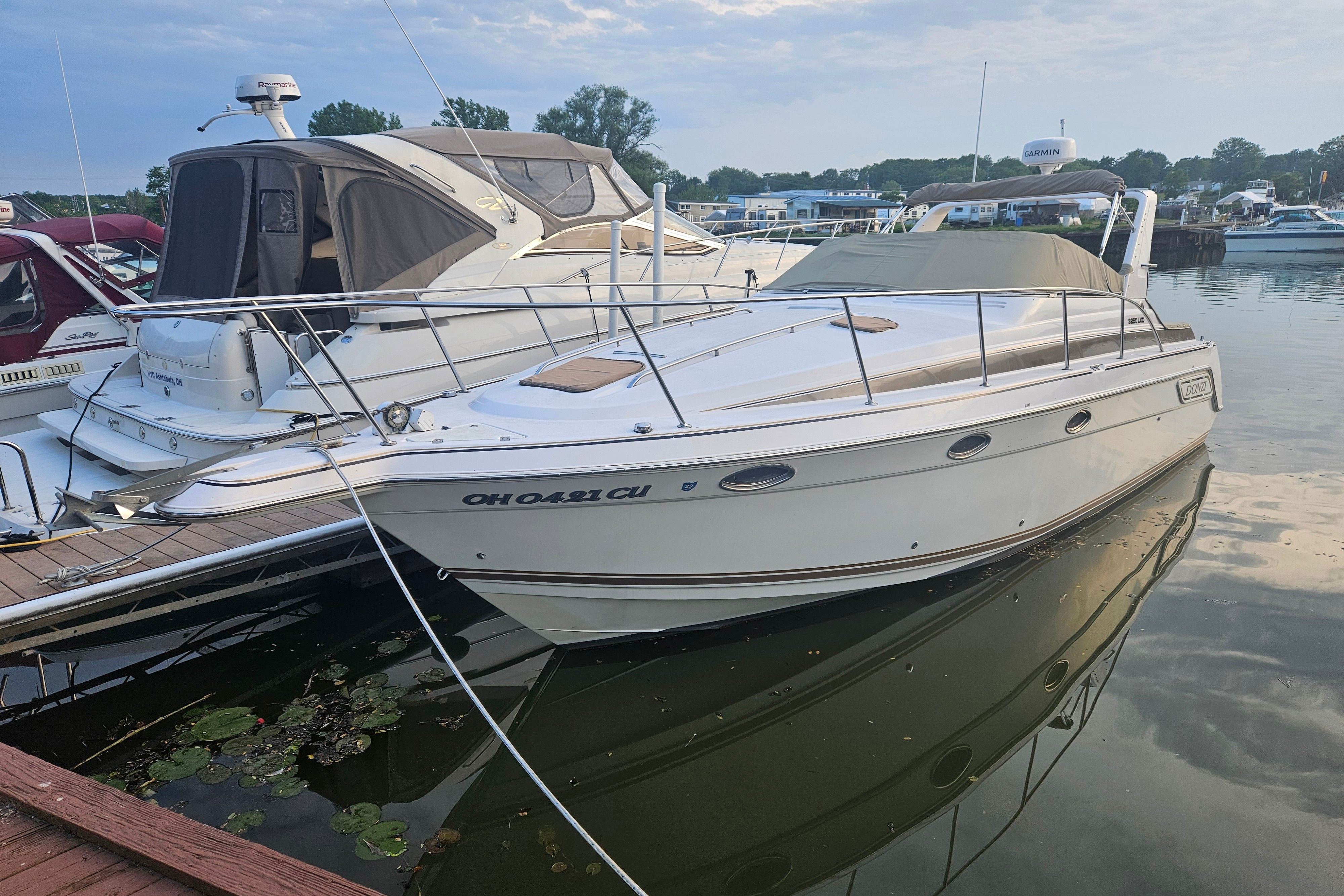 1996 Donzi 3250 LXC