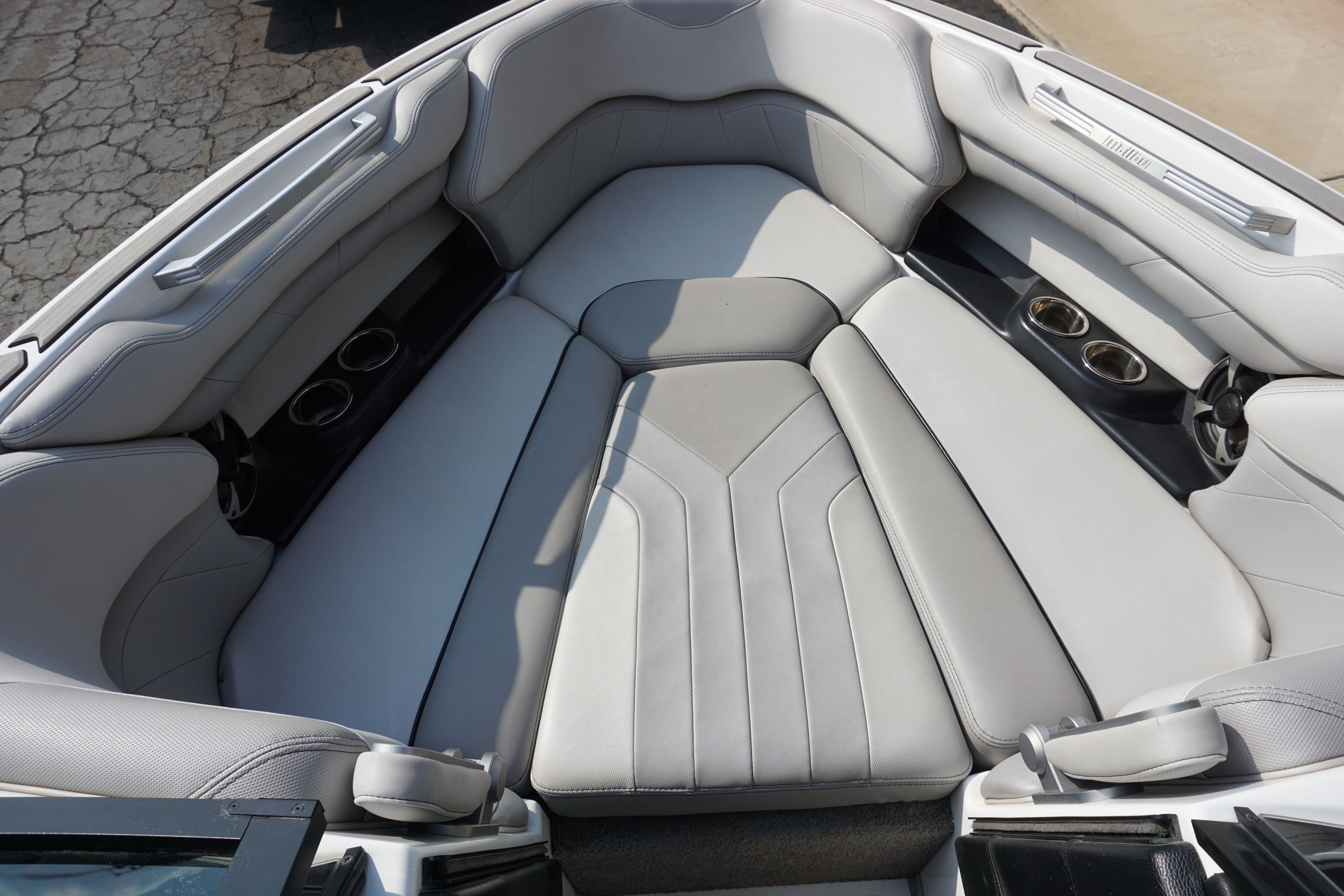 2018 Malibu Wakesetter 25 LSV - 19