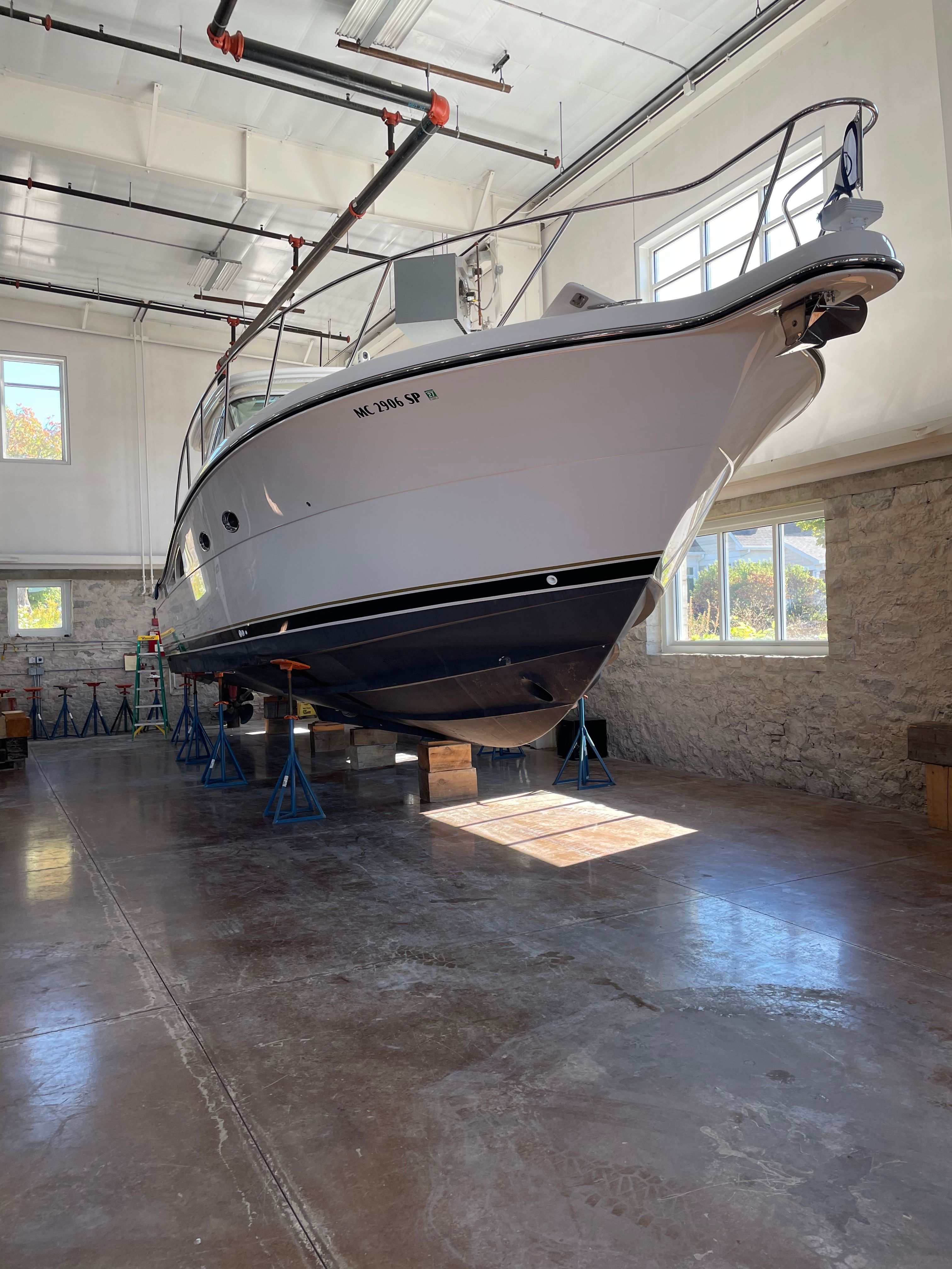 2004 Tiara Yachts 4200 Open