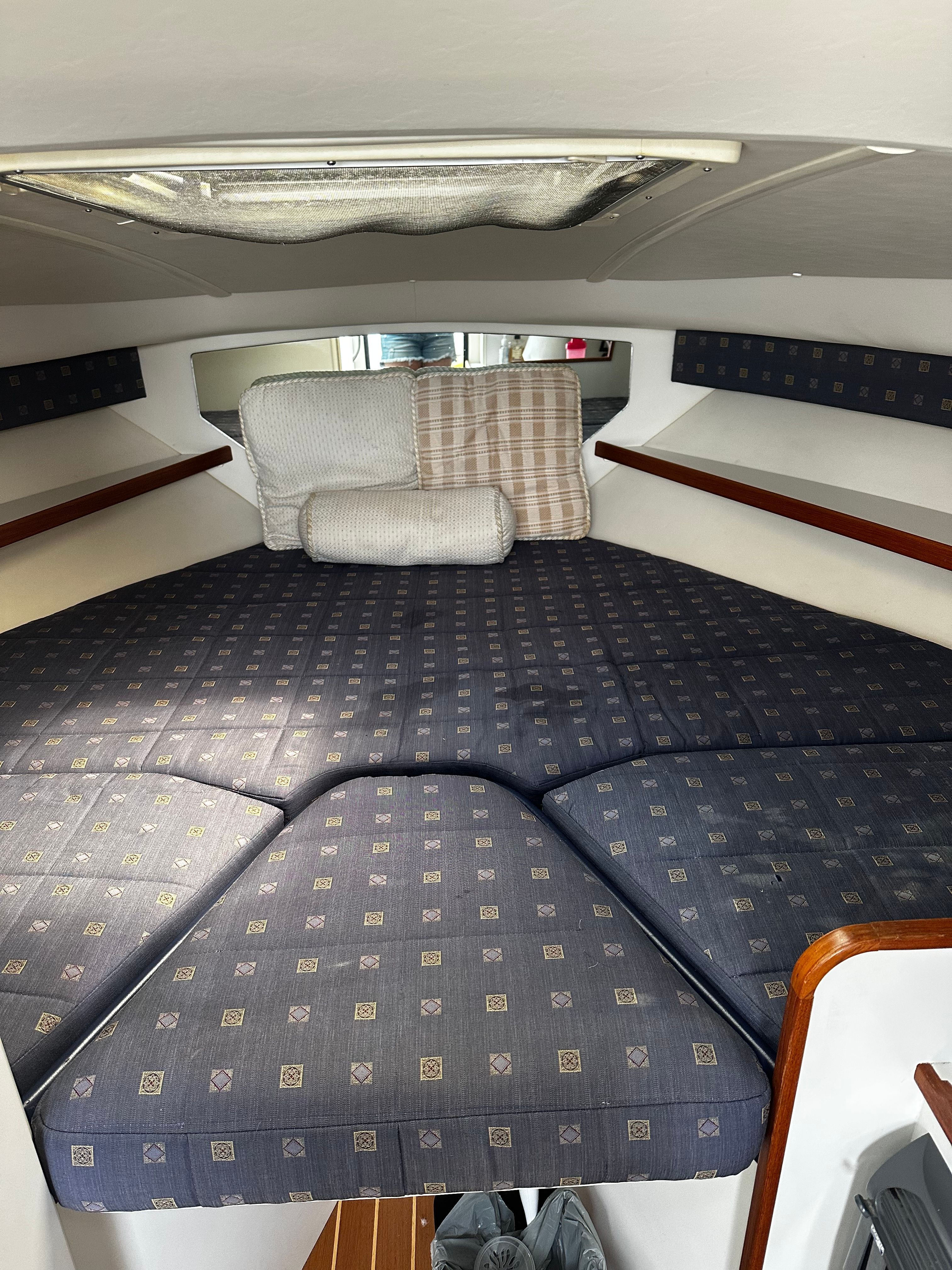 2001 Tiara Yachts 2900 Coronet - 15