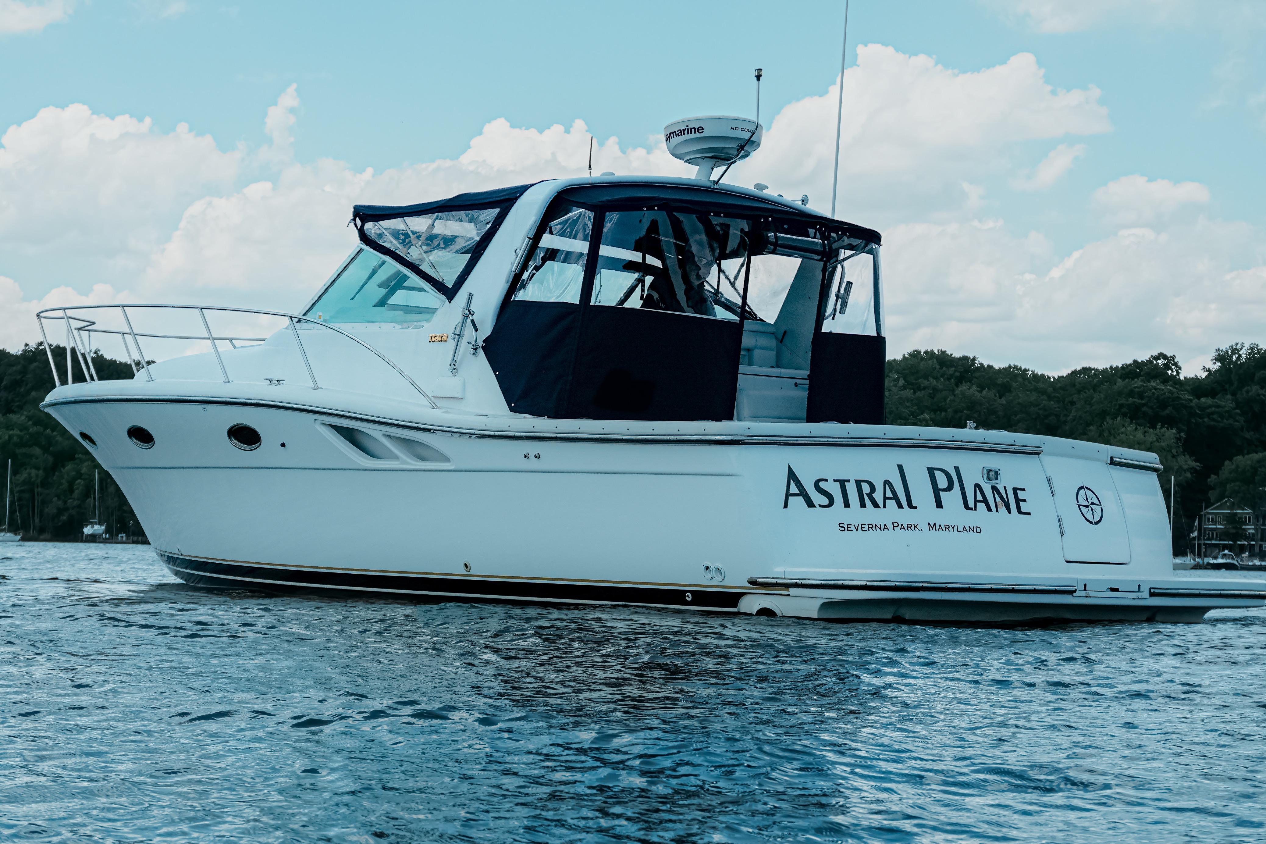 1999 Tiara Yachts 3500 Open