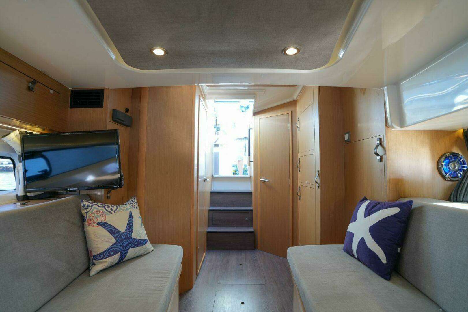 2020 Beneteau Flyer 10 - Image 14