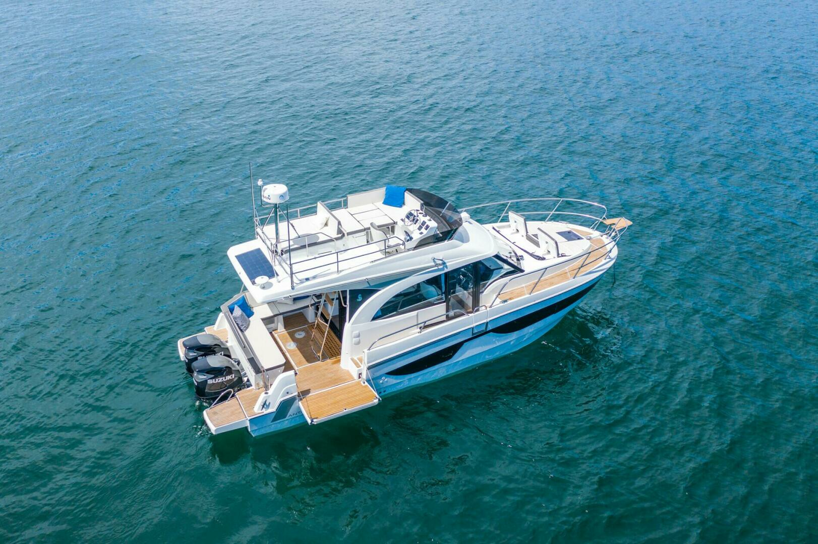 2025 Beneteau Antares 11 Fly - Image 8
