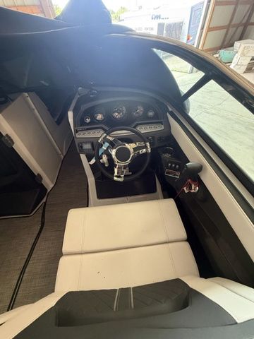 2021 Monterey 278SS Super Sport - 12