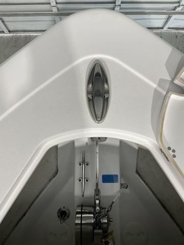 2024 Sportsman Open 352 Center Console - 8