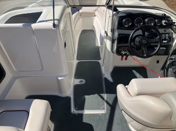 2009 Yamaha Boats SX230 - 12