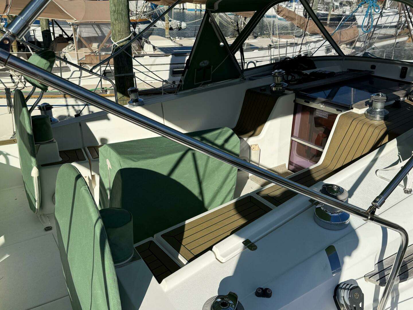 2011 Allures 45 - Image 10