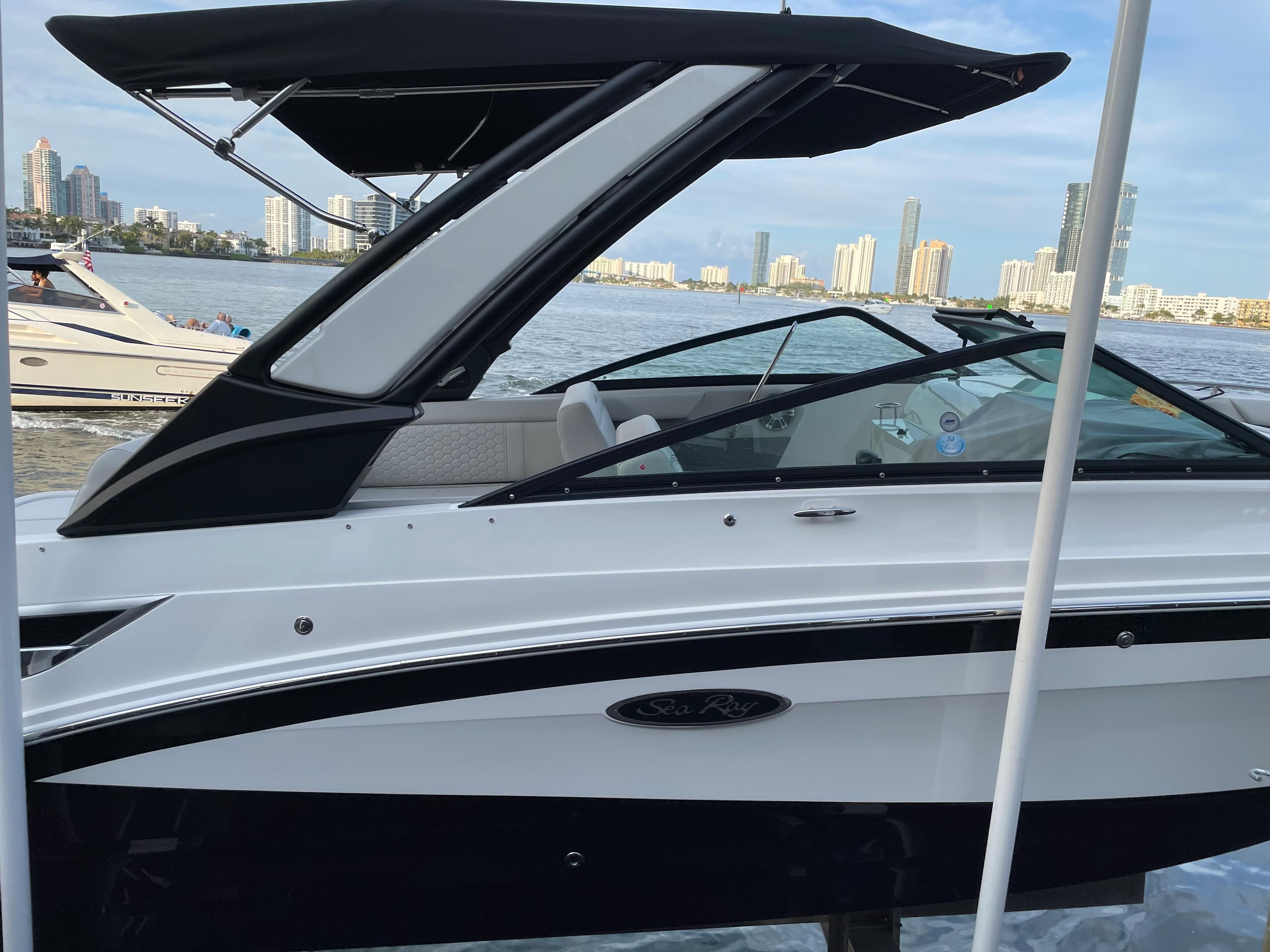 2022 Sea Ray SDX 250 - 7