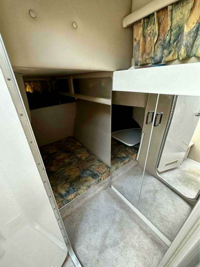 1999 Chaparral Signature 29 - Image 14
