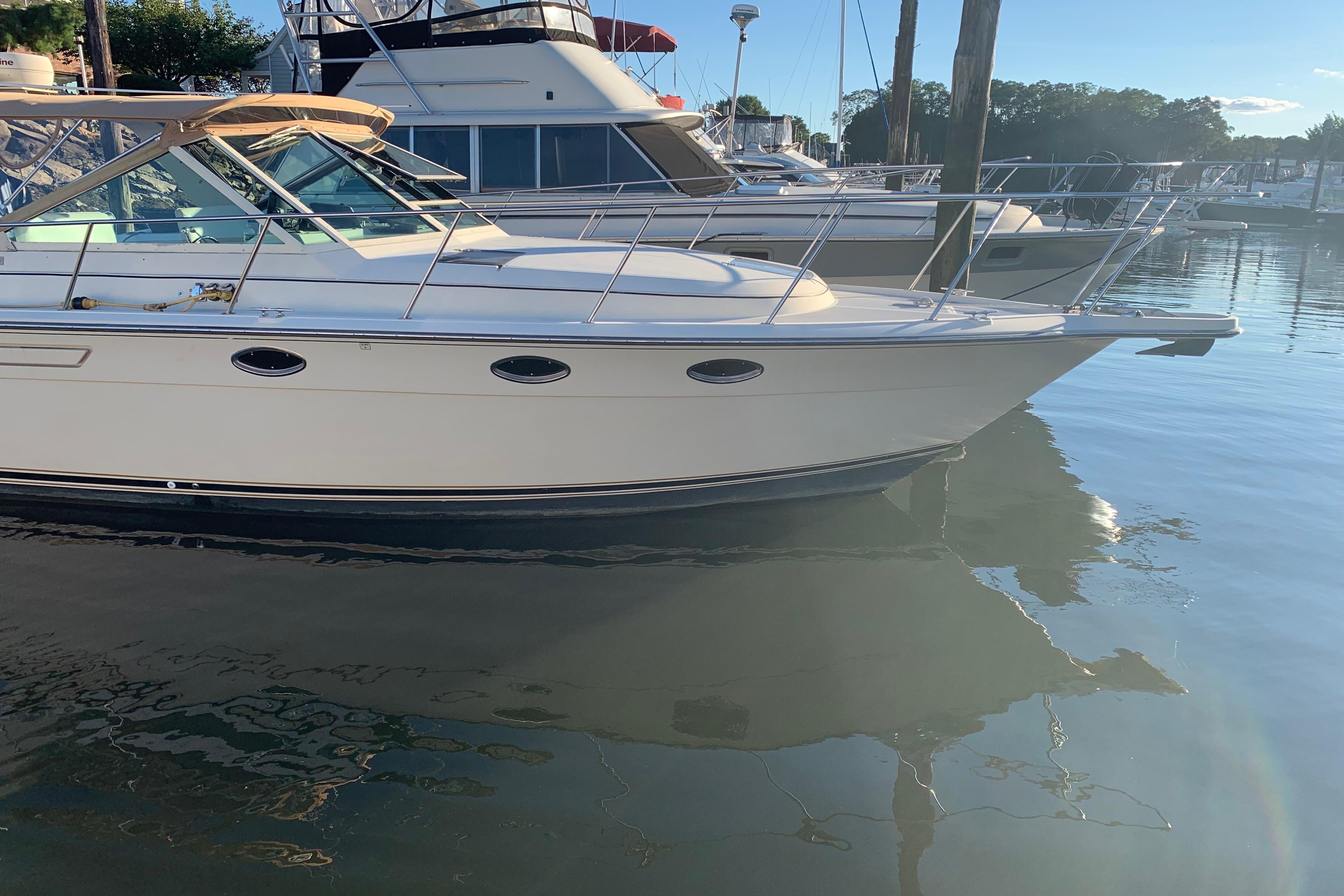 1987 Tiara Yachts 3100 Open