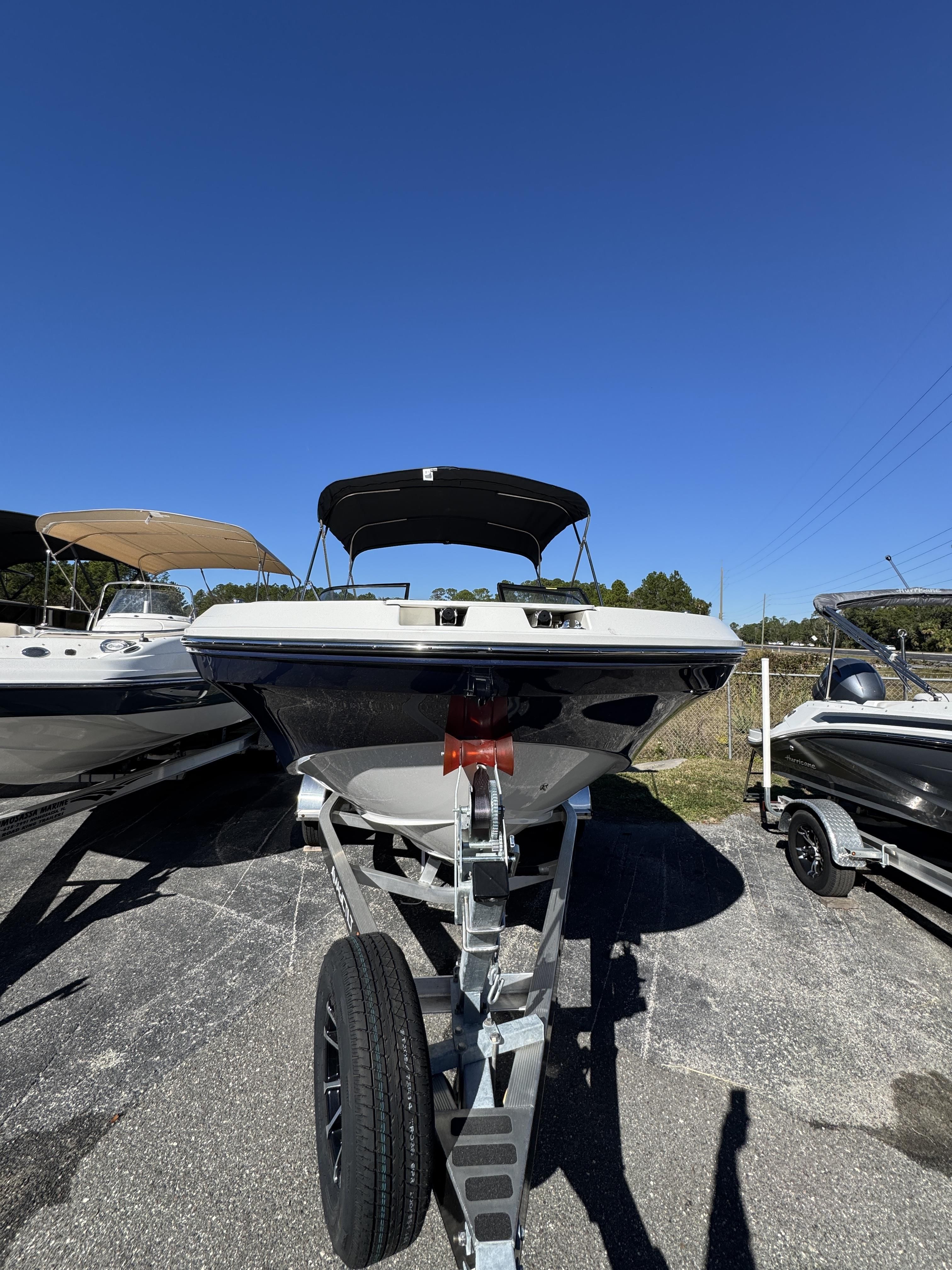 2026 Hurricane SunDeck OB SD 2050 OB - 36