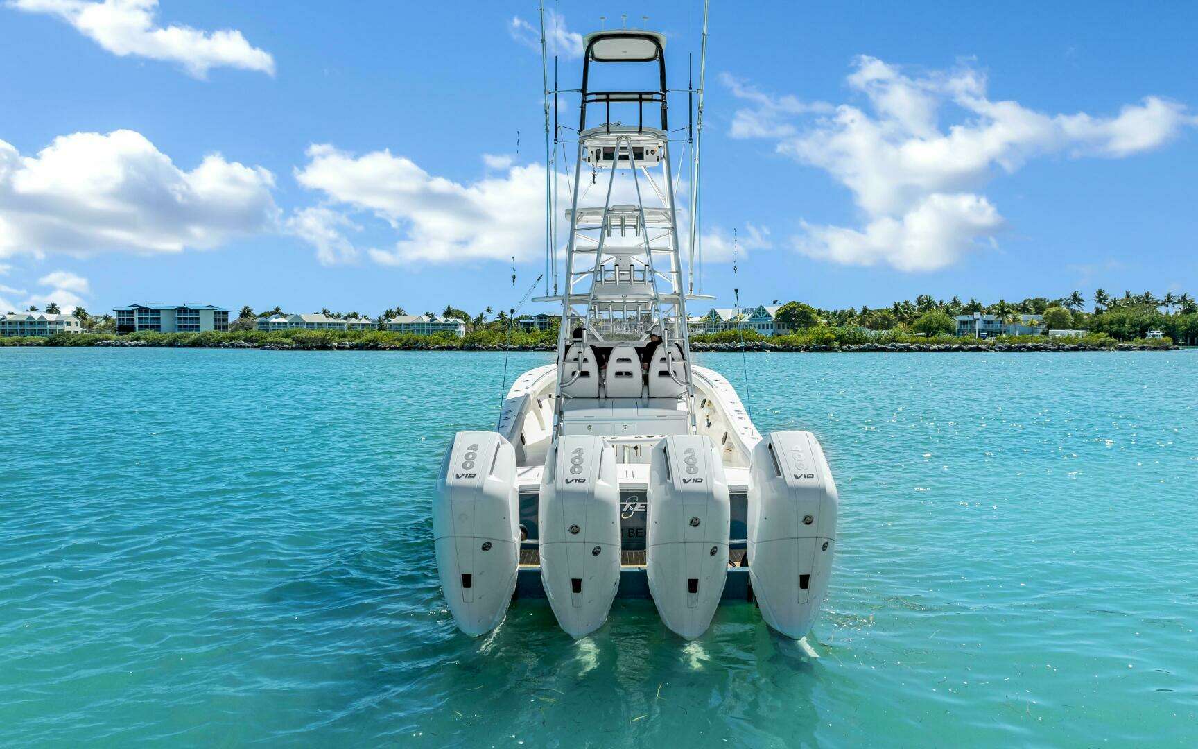 2018 Regulator 41 Center Console - Image 7