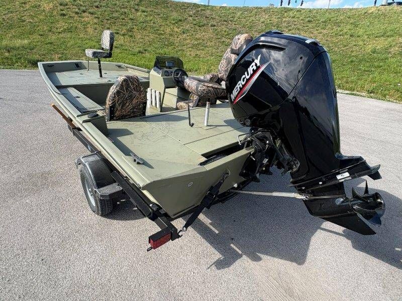 2022 Lund 1870 Predator SS - 26