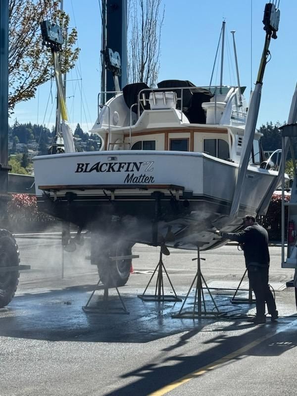 1990 Blackfin Flybridge - 11