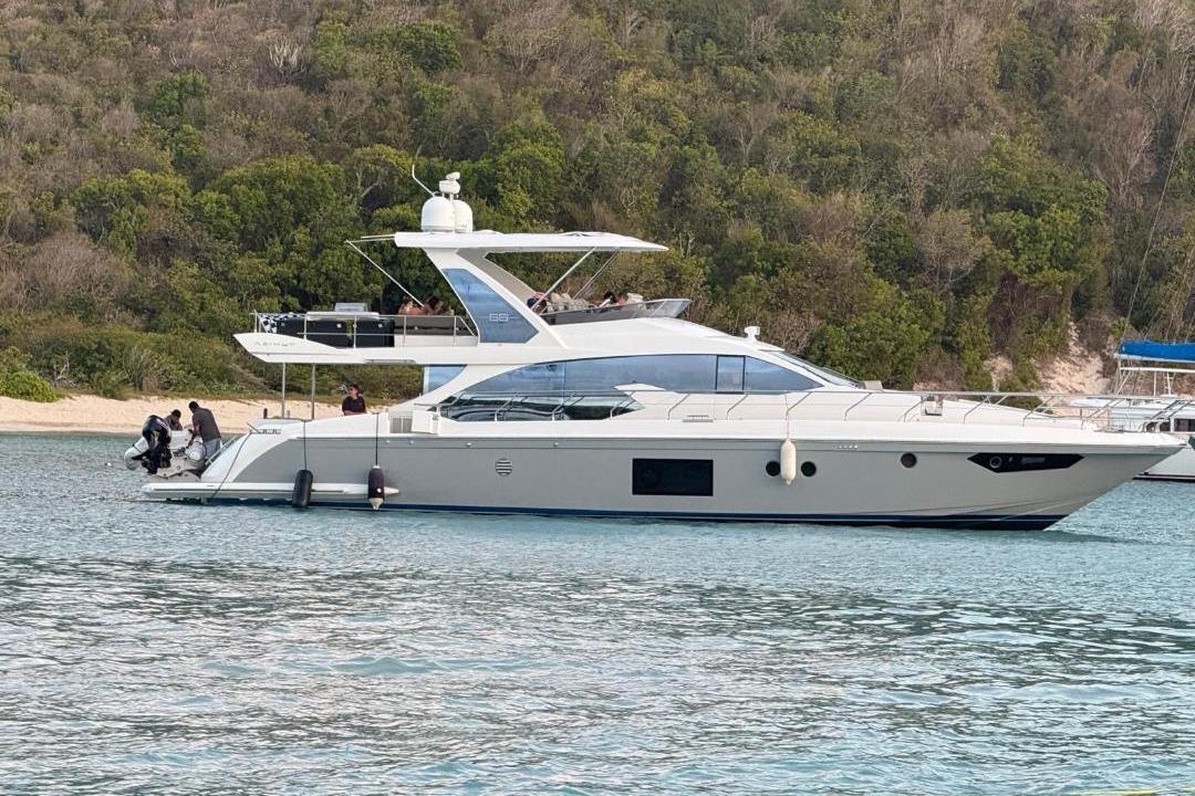 2017 Azimut 66