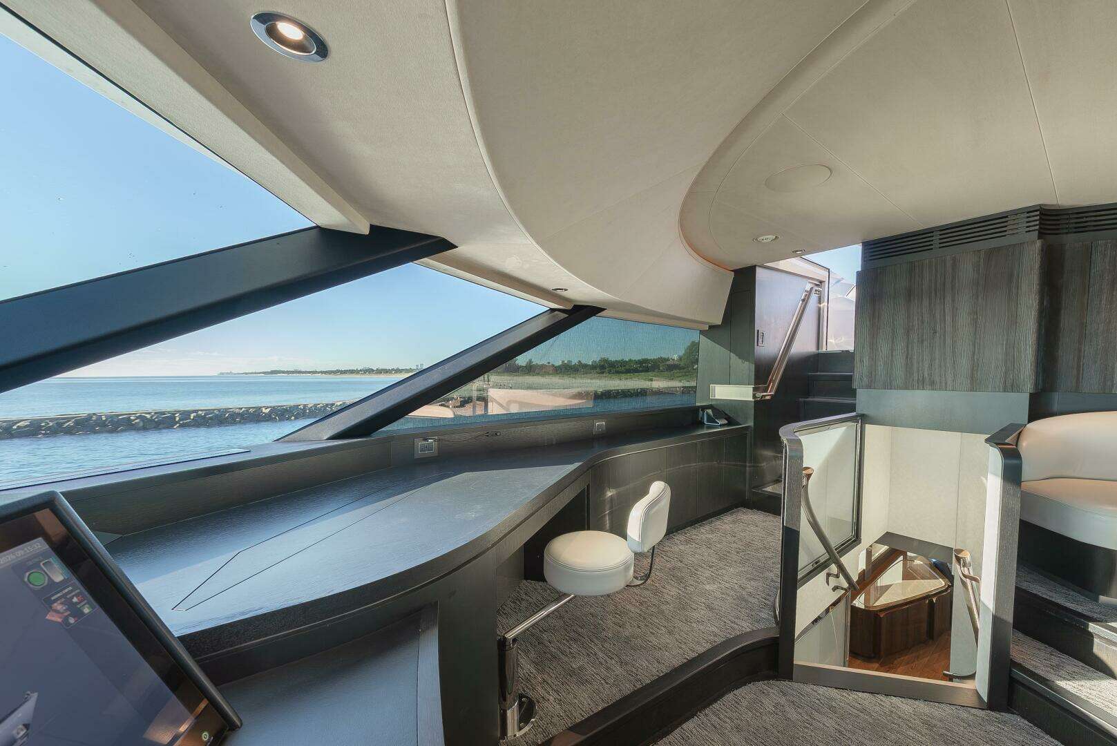 2018 Westport Raised Pilothouse - Image 32