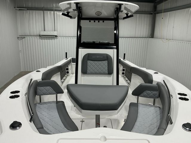 2026 NauticStar 242 Offshore - 21