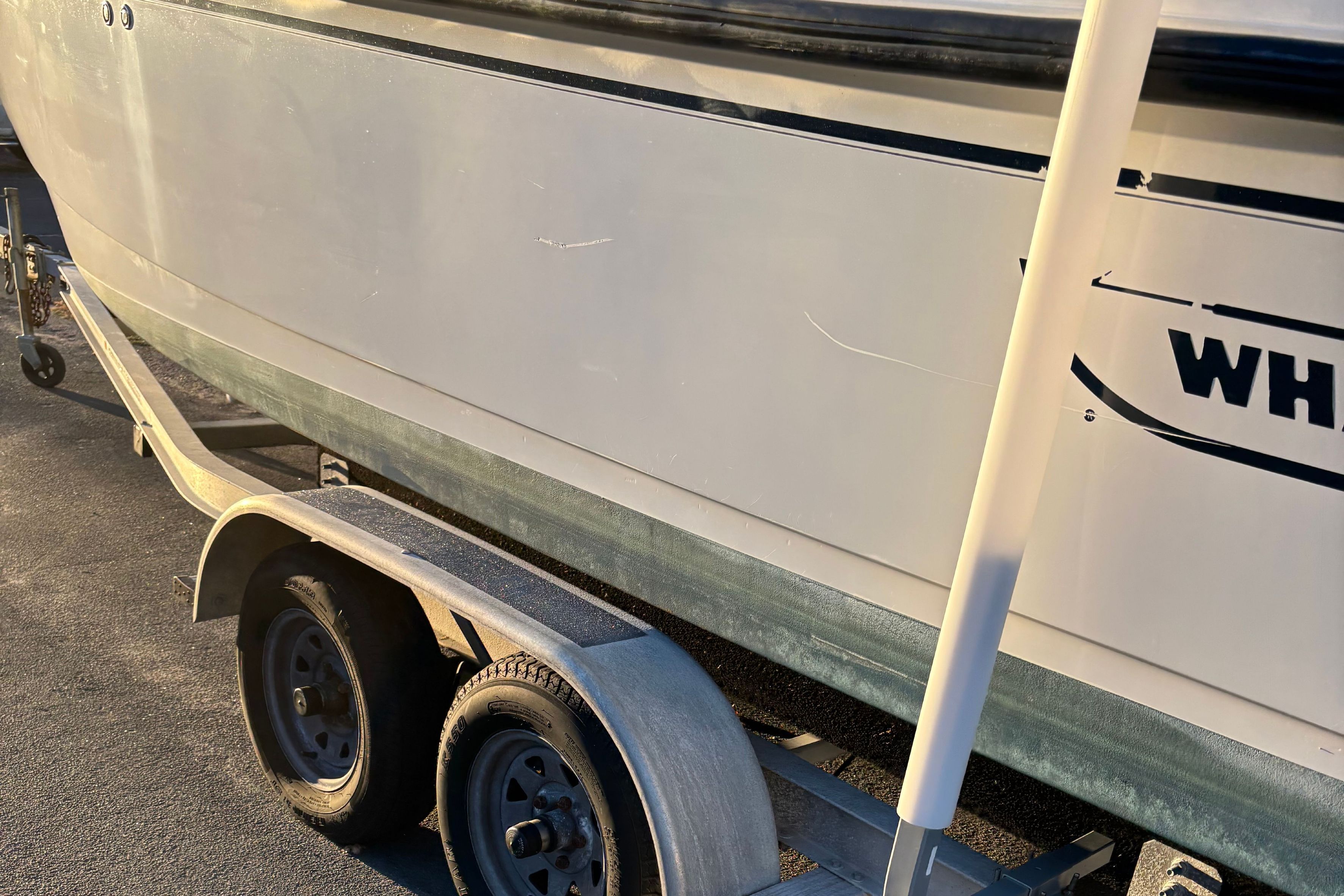 2005 Boston Whaler 210 Ventura - 8