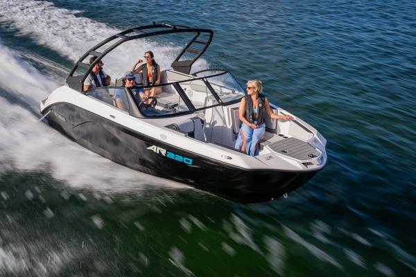 2026 Yamaha Boats AR220