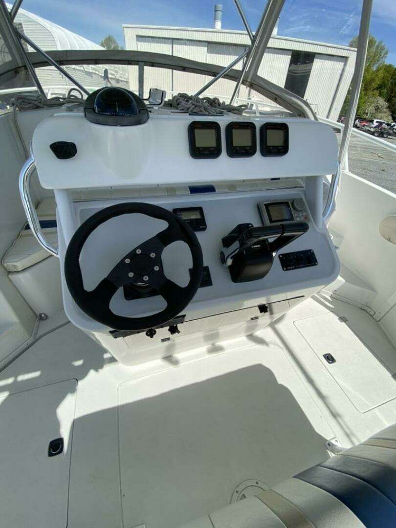 1997 Intrepid 339wa - Image 31