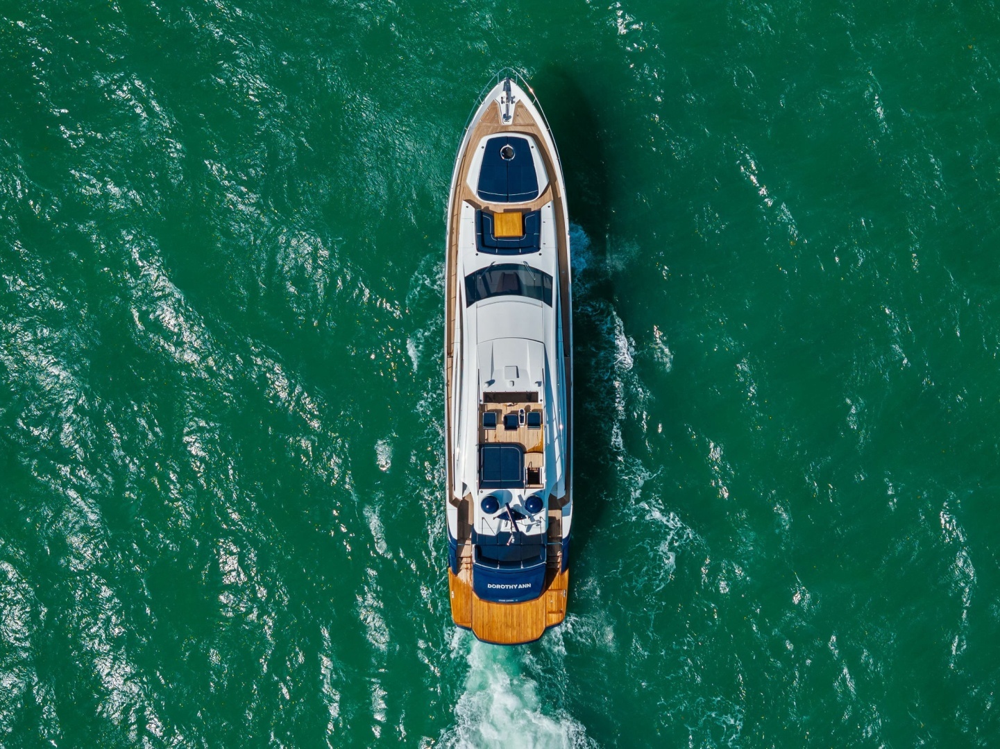 2013 Pershing 82 - Image 6
