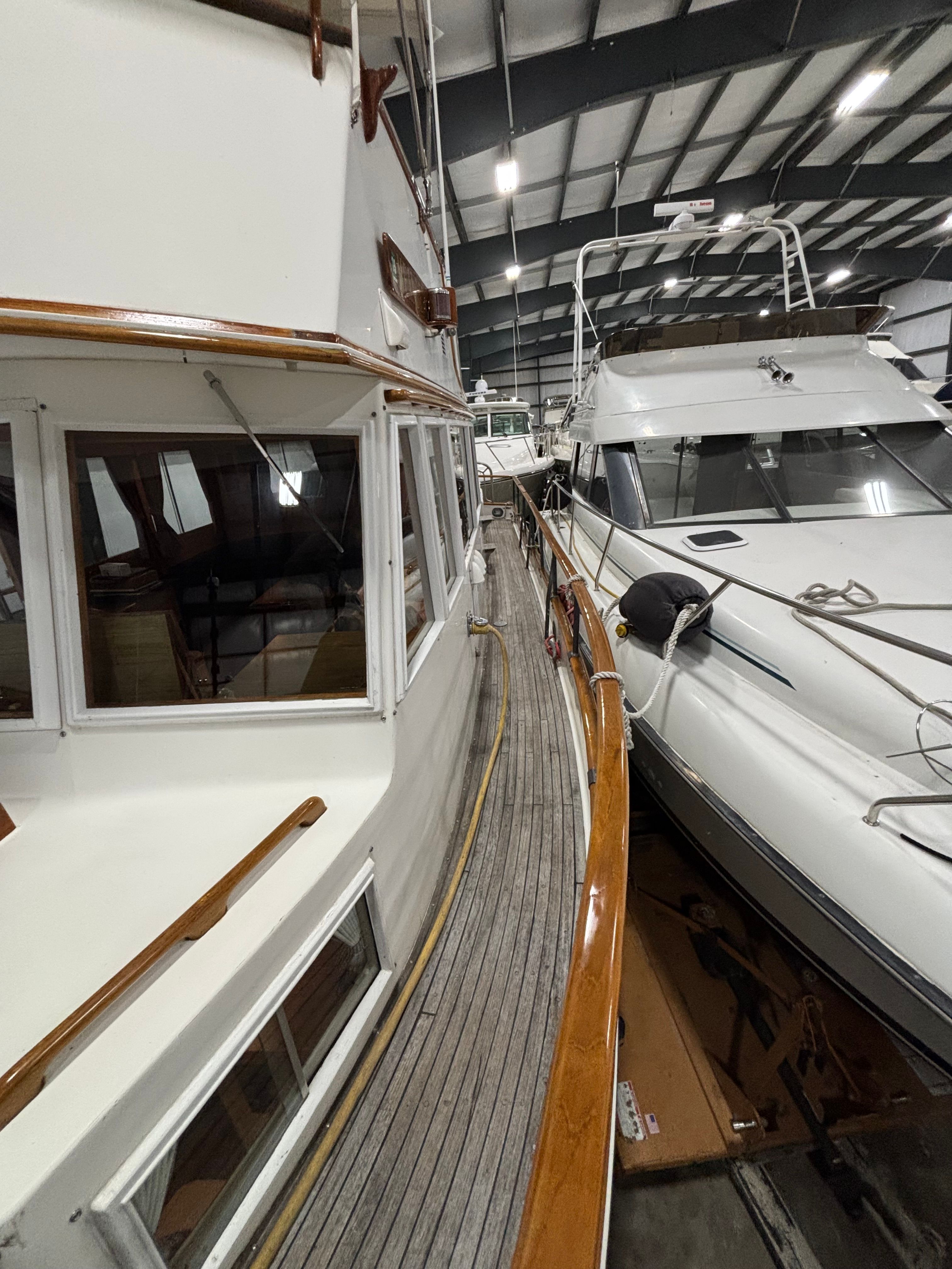 1983 Grand Banks 36 Classic - 30