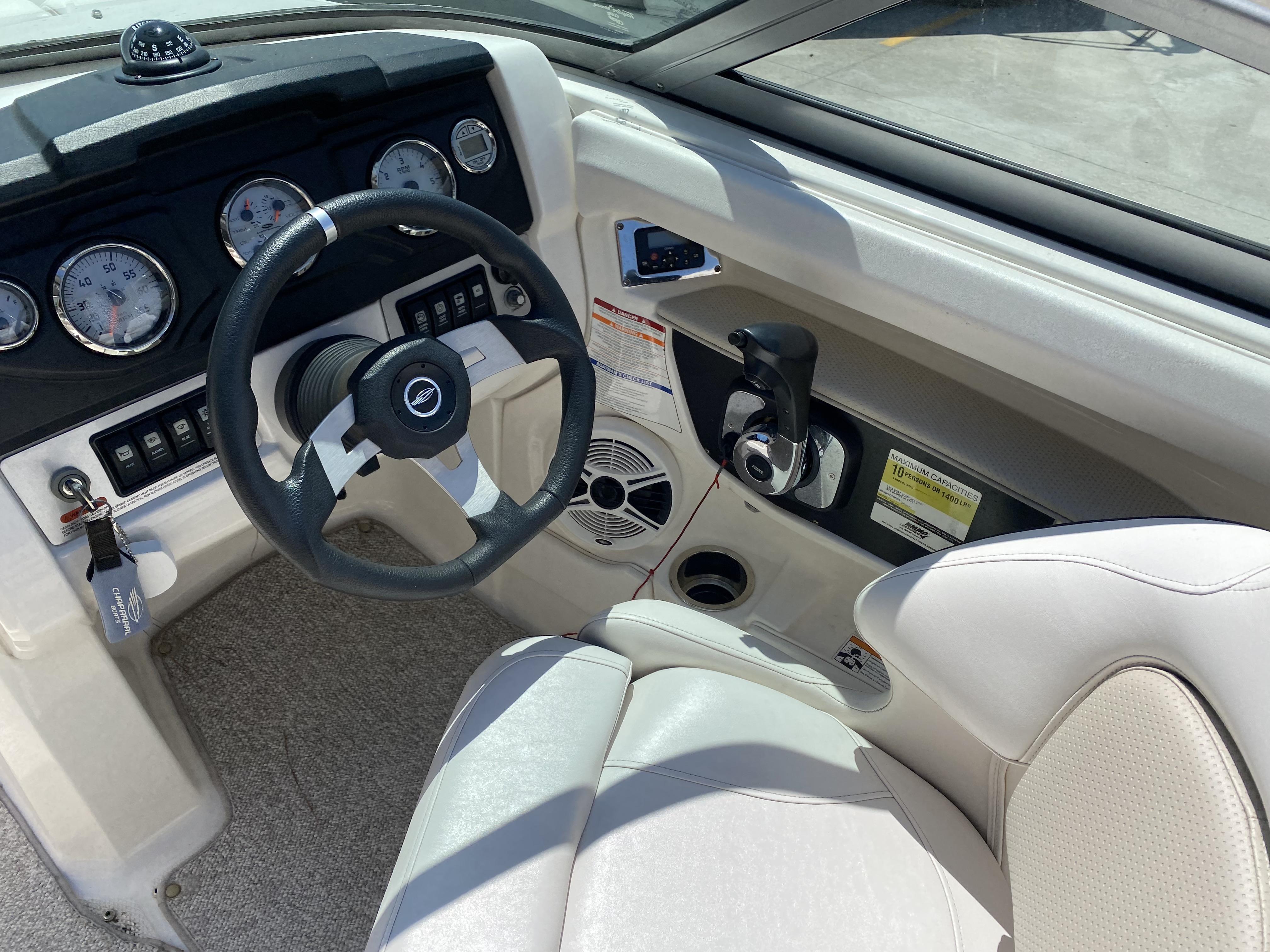 2011 Chaparral 216 SSi - 15