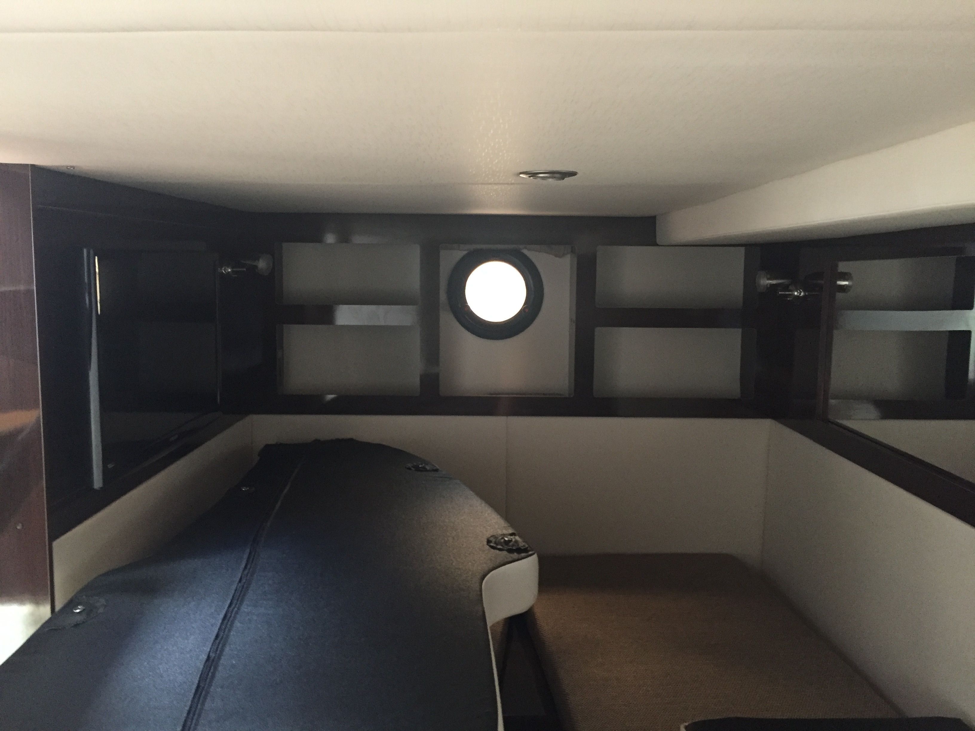 2018 Sea Ray 350DAC - 6