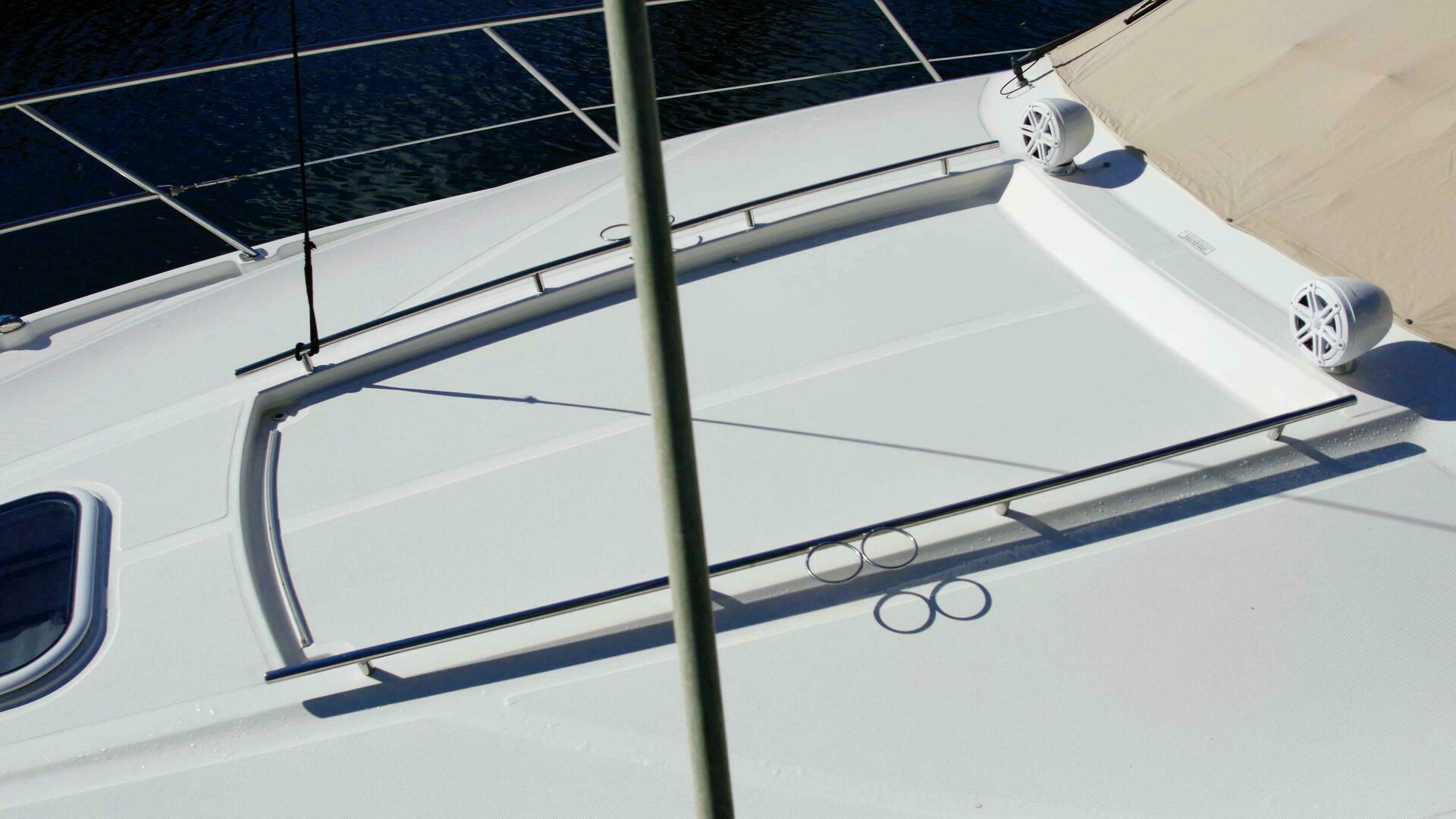 2010 Sea Ray 45 Sundancer - Image 18