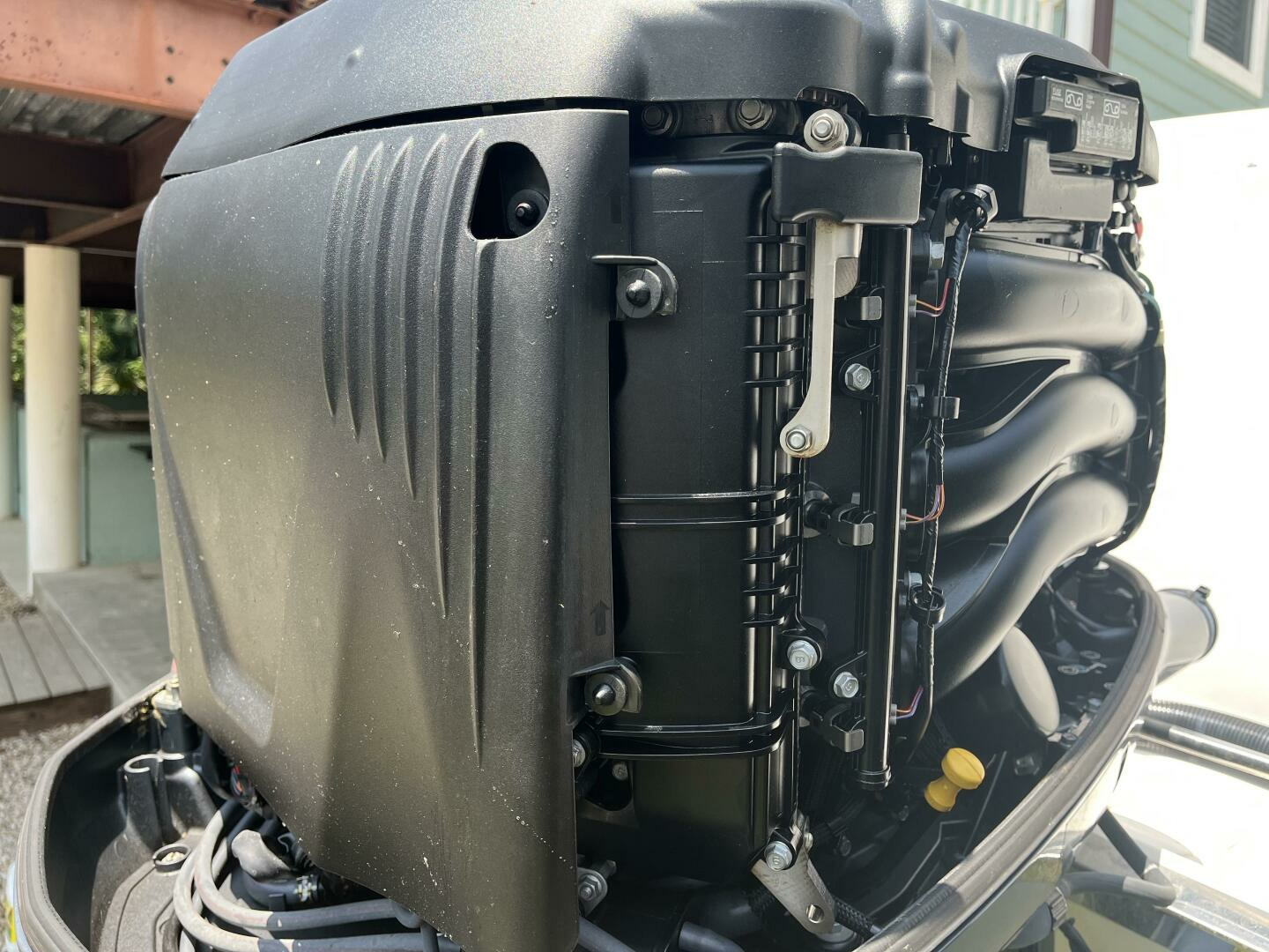 2015 Robalo R305 Walkaround - Image 14