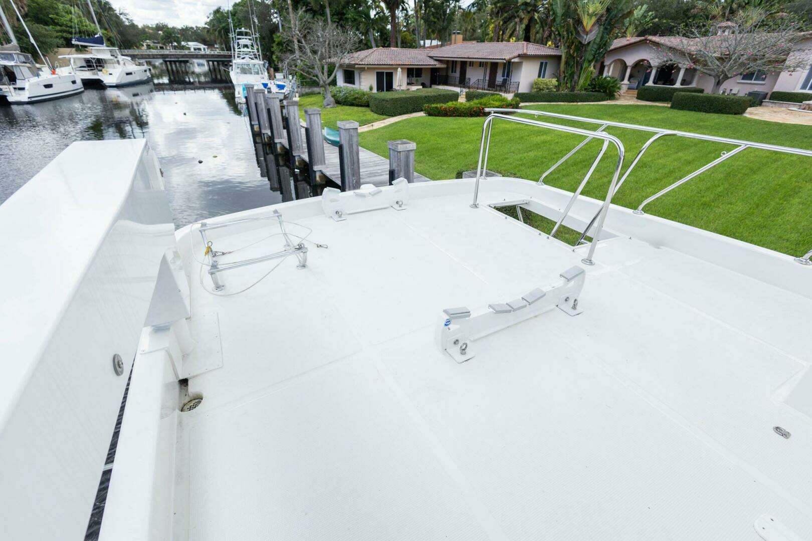 2005 Ocean Alexander Raised Pilothouse Flybridge Sedan - Image 31