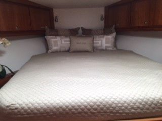 2004 Bertram 390 - 11