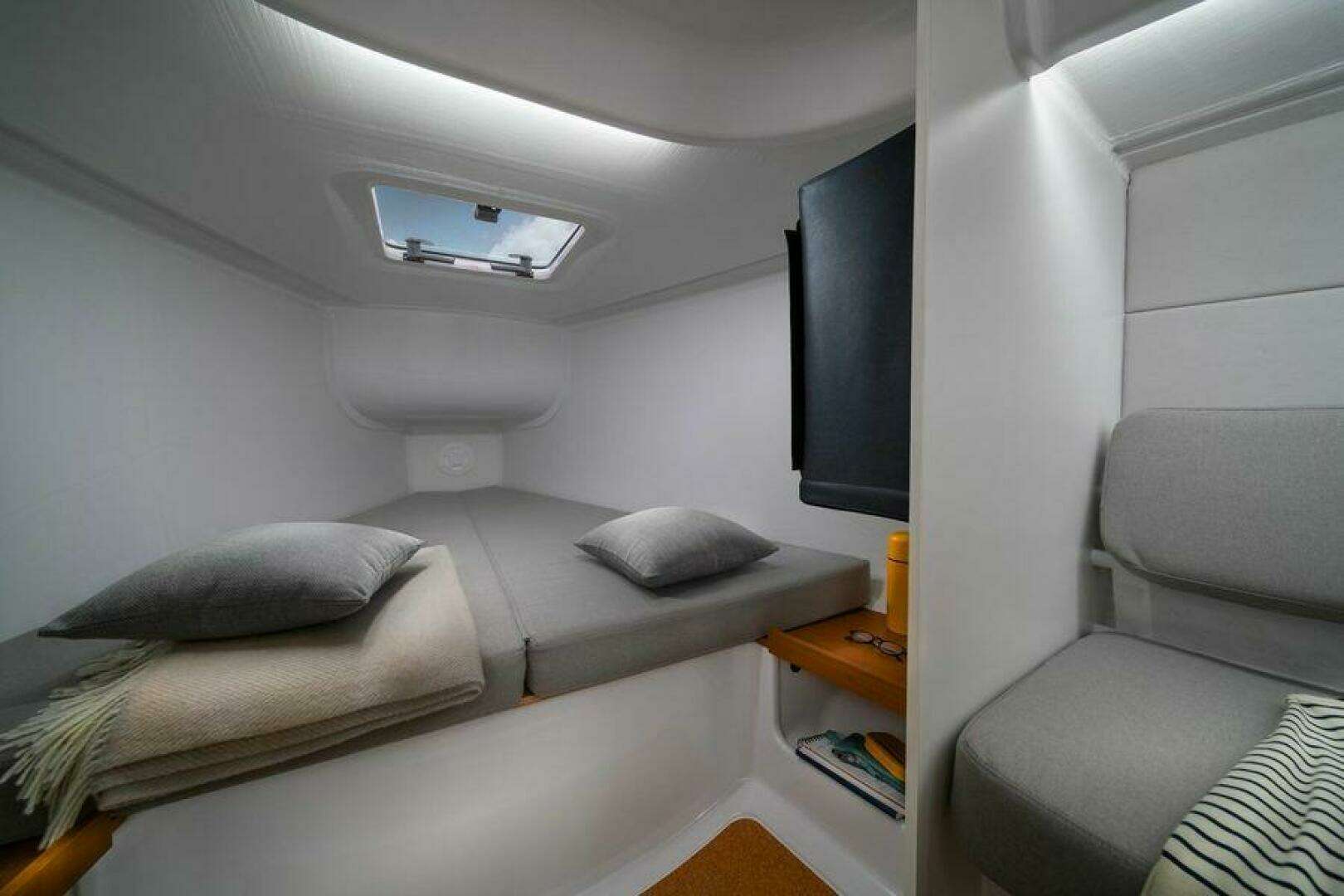 2026 Beneteau First 30 - Image 14