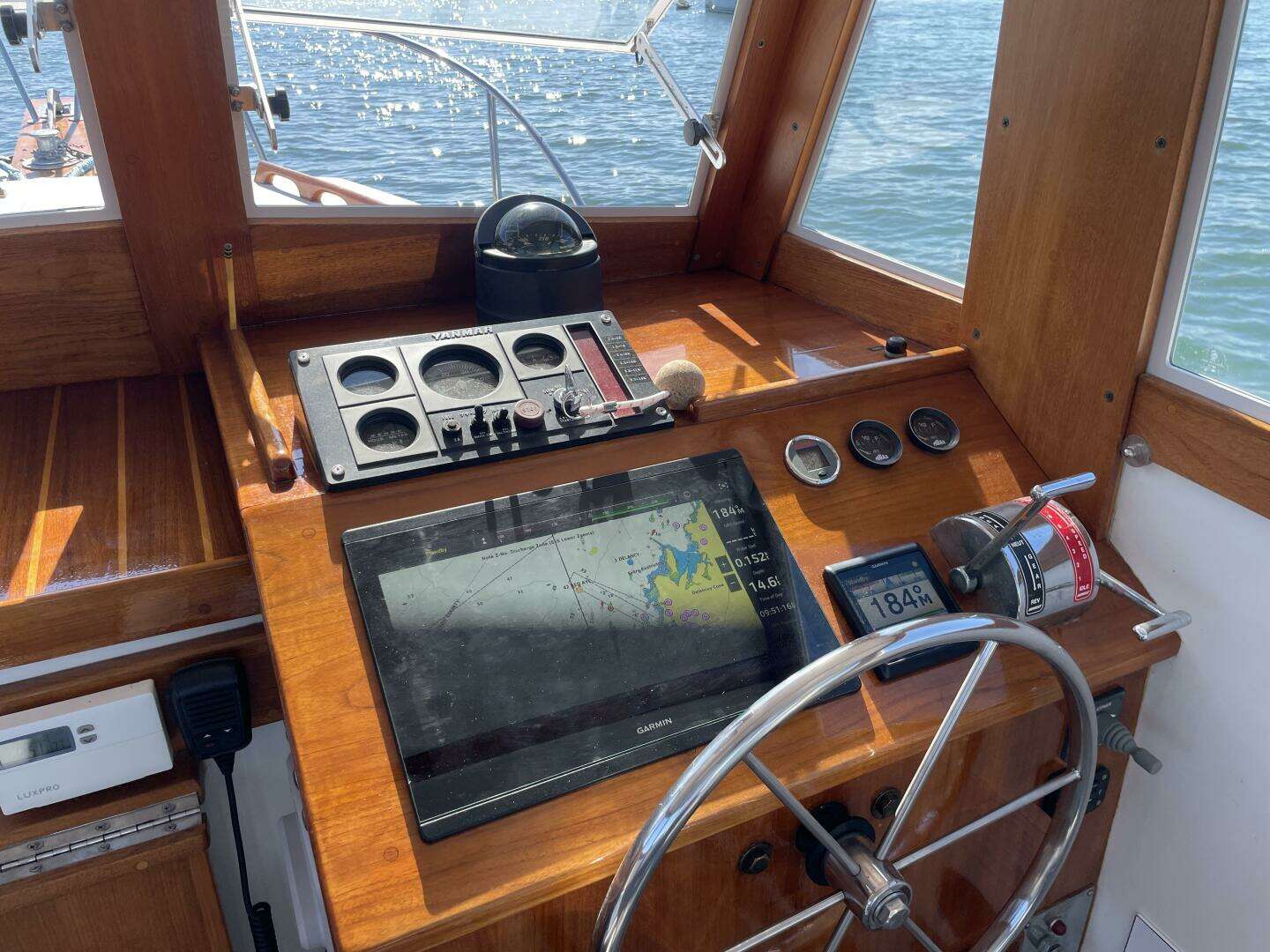 1988 Ellis Extended Pilothouse - Image 19