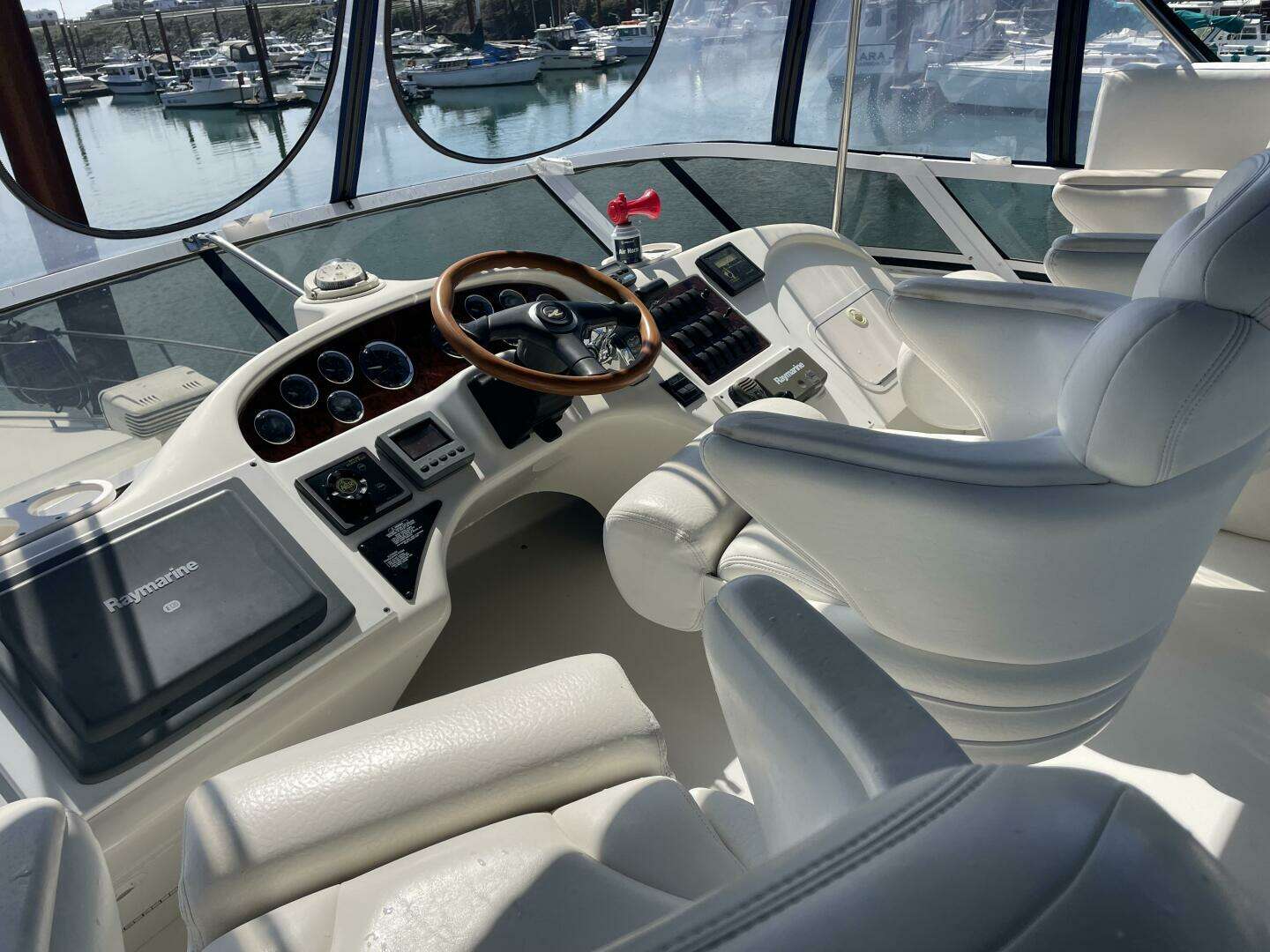 2000 Sea Ray 400 Sedan Bridge - Image 30