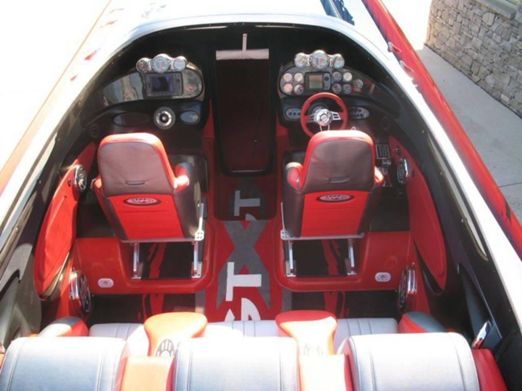 2007 Outerlimits 47 GTX - 11