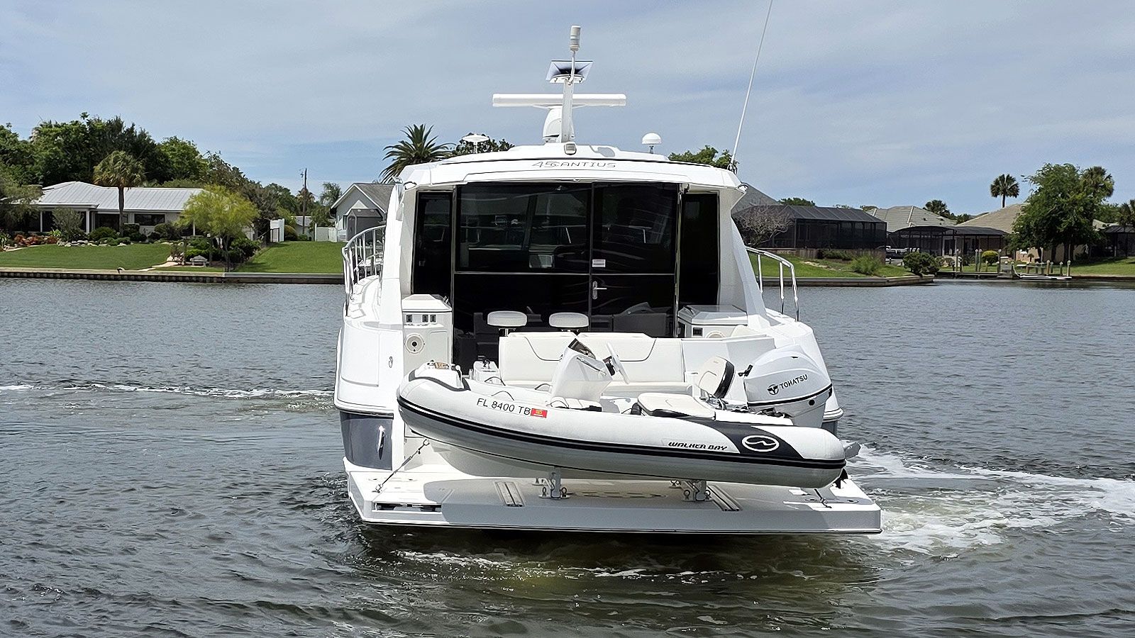Stern Profile