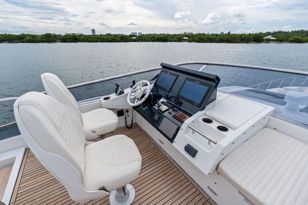2018 Azimut 77S - 13